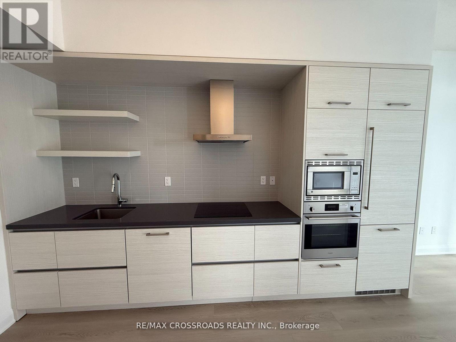 3004 - 2221 Yonge Street, Toronto, Ontario  M4S 0B8 - Photo 3 - C12933444