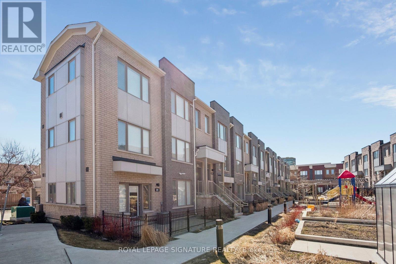 203 - 1525 KINGSTON ROAD, Pickering, Ontario