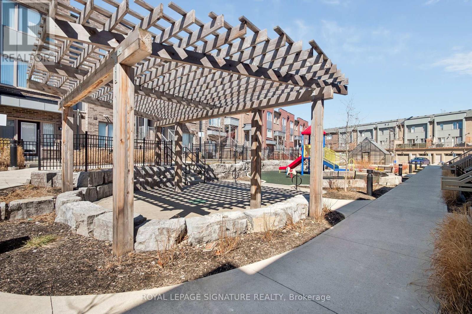 203 - 1525 Kingston Road, Pickering, Ontario L1V 0E9 - Photo 33 - E12933434