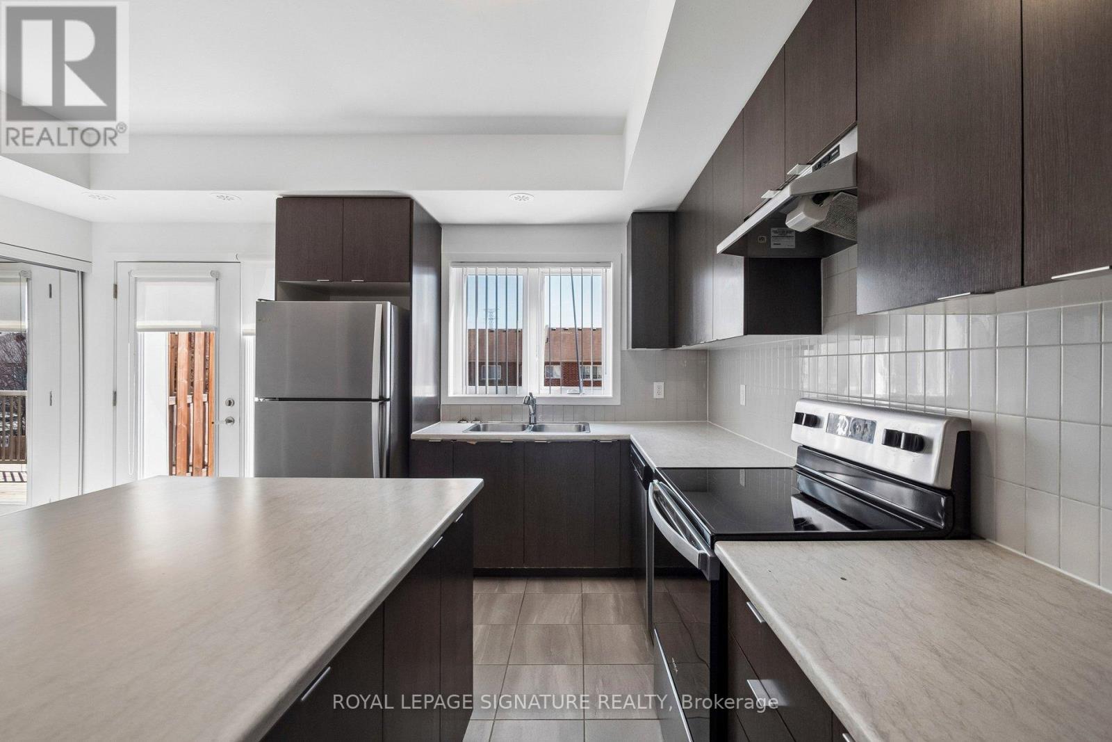 203 - 1525 Kingston Road, Pickering, Ontario L1V 0E9 - Photo 4 - E12933434