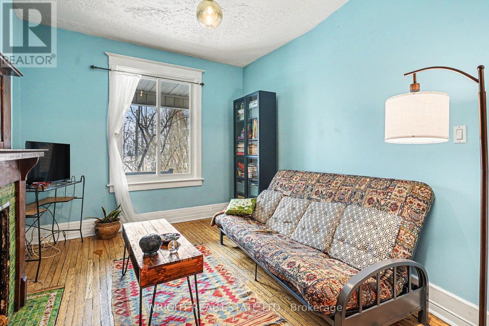 1273 Lansdowne Avenue N, Toronto, Ontario  M6H 3Z9 - Photo 3 - W12837806