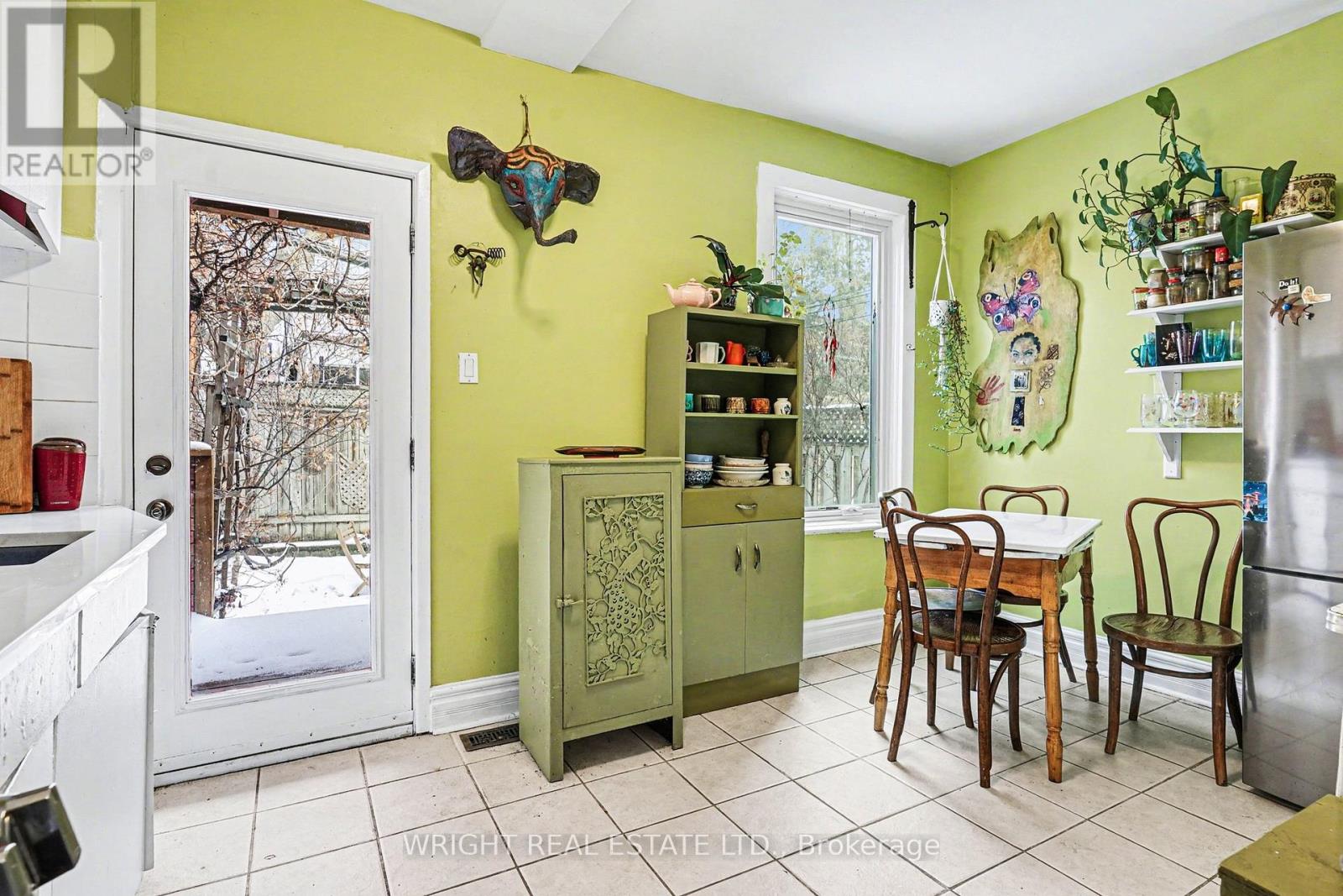 1273 Lansdowne Avenue N, Toronto, Ontario  M6H 3Z9 - Photo 7 - W12837806