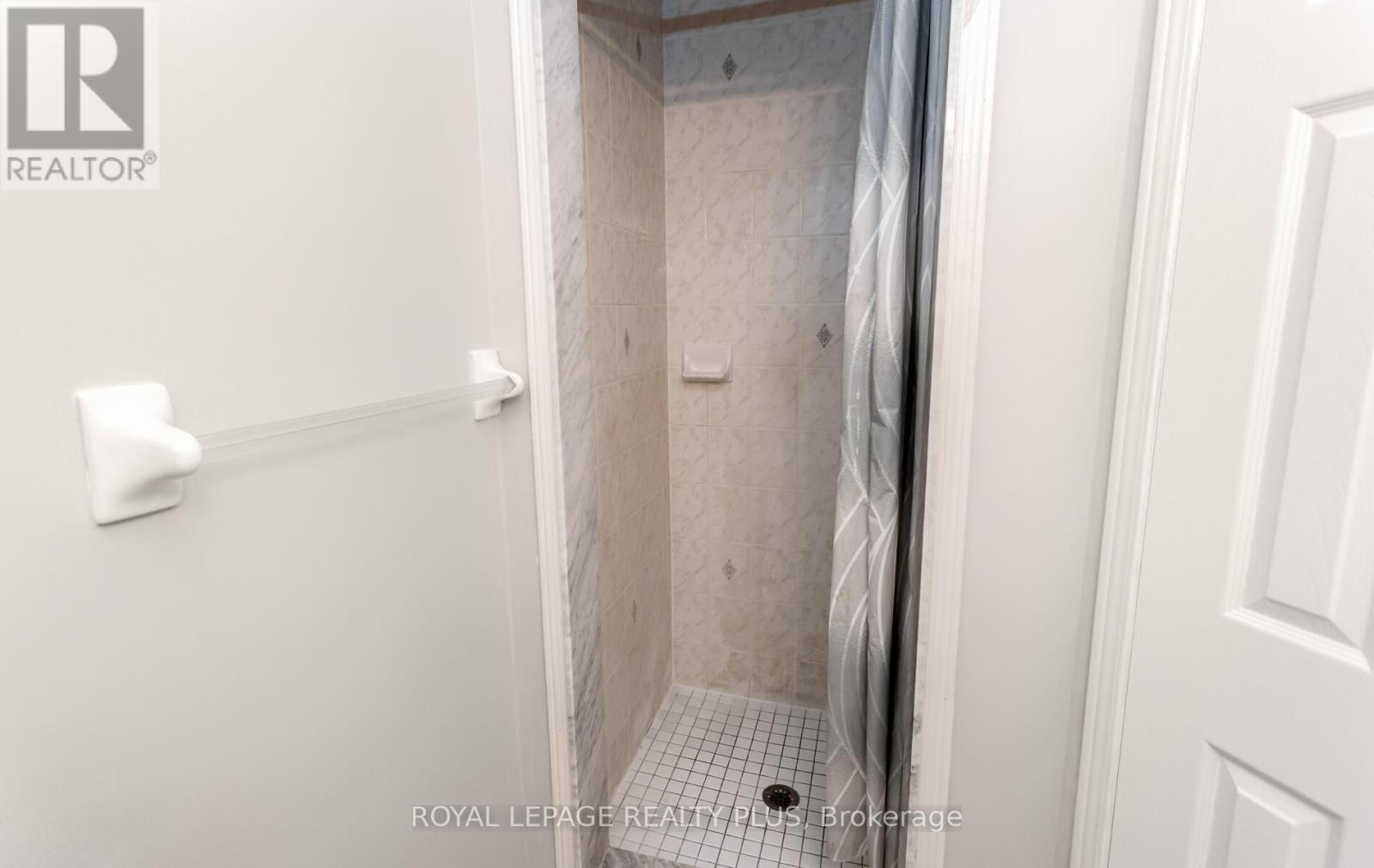 7127 Chatham Court, Mississauga, Ontario  L5N 8R1 - Photo 24 - W12933424