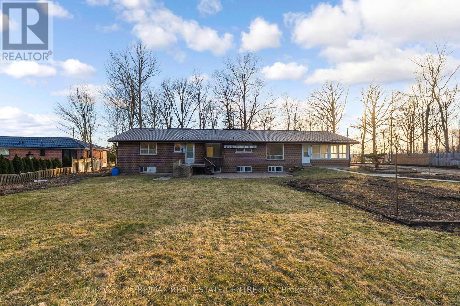 8449 8th Line, Halton Hills, Ontario  L7G 4S5 - Photo 46 - W12933428