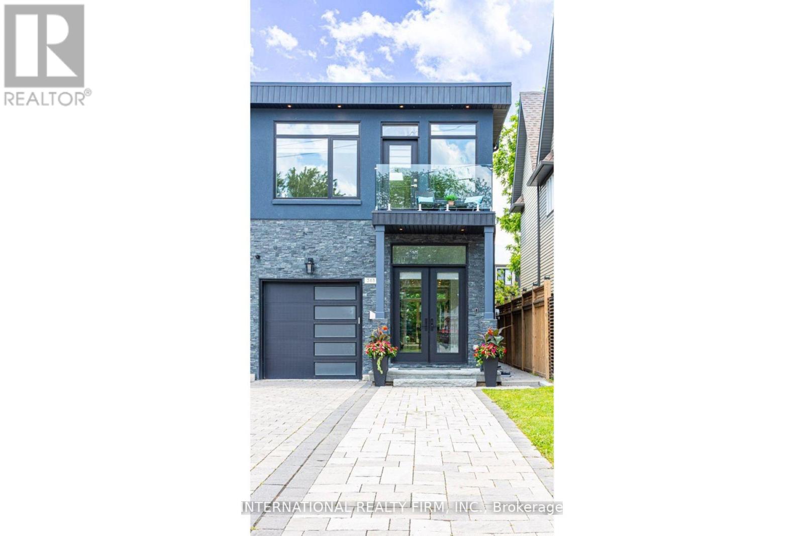 36B PINE AVENUE, Mississauga, Ontario