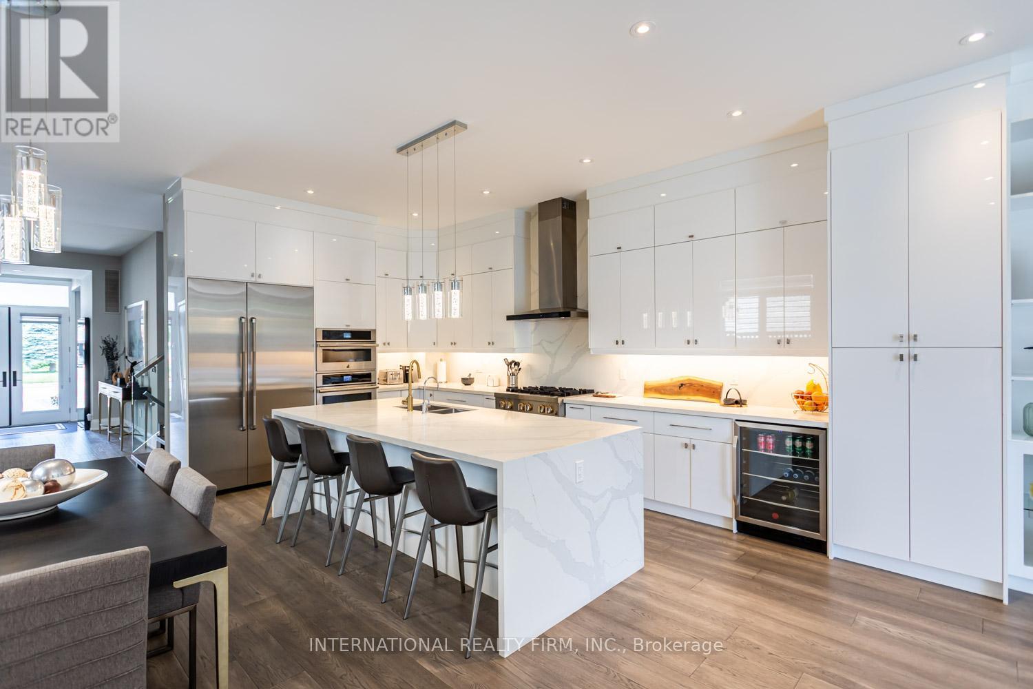 36b Pine Avenue, Mississauga, Ontario  L5H 2P8 - Photo 11 - W12933432