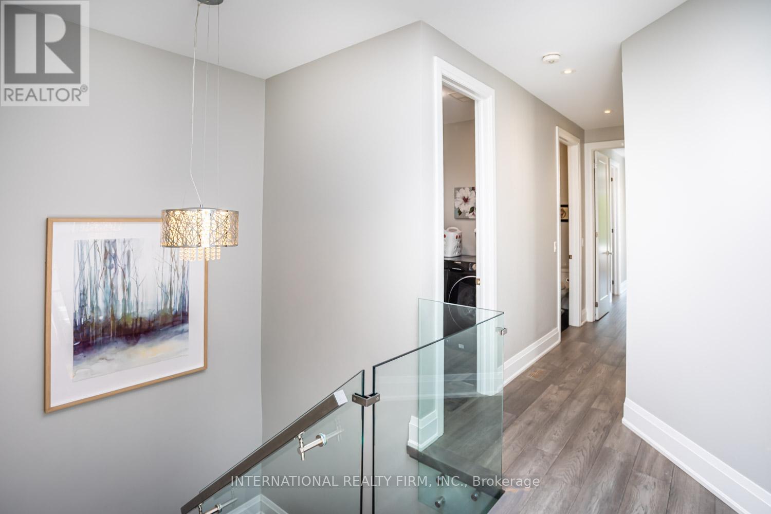 36b Pine Avenue, Mississauga, Ontario  L5H 2P8 - Photo 19 - W12933432