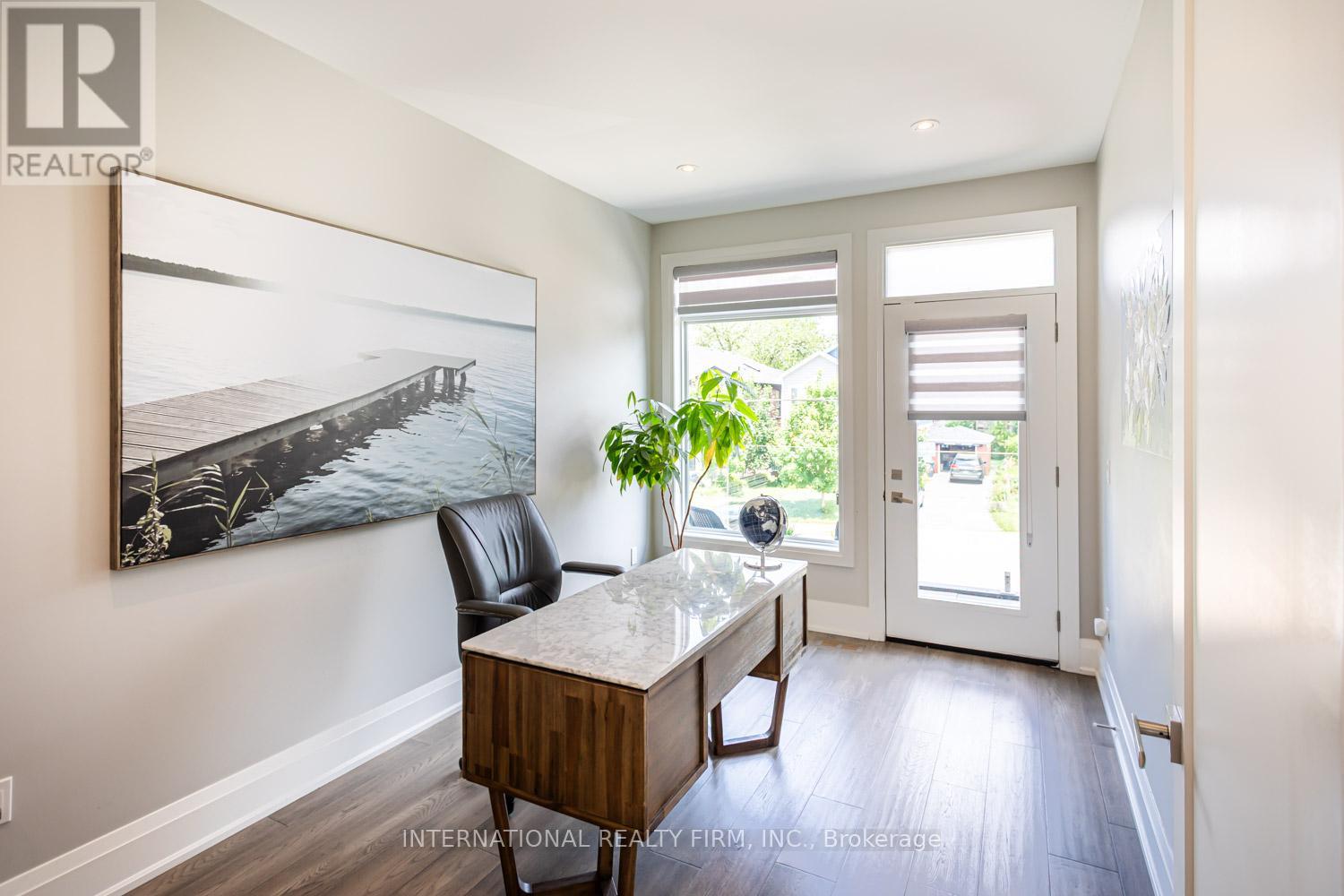 36b Pine Avenue, Mississauga, Ontario  L5H 2P8 - Photo 34 - W12933432