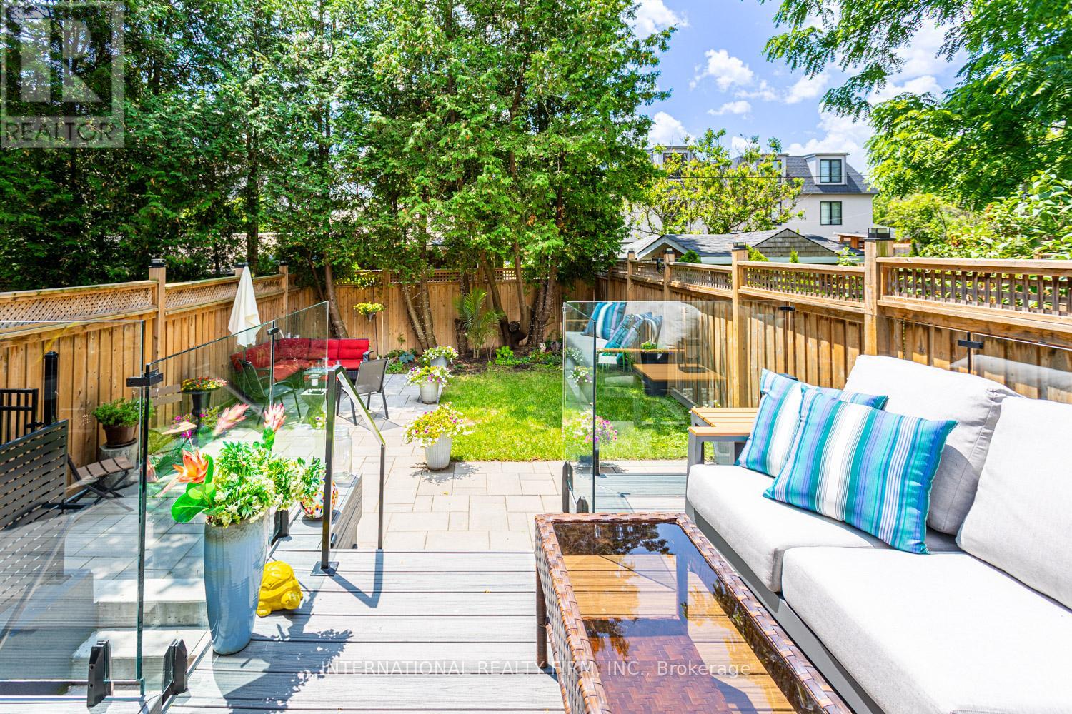 36b Pine Avenue, Mississauga, Ontario  L5H 2P8 - Photo 47 - W12933432