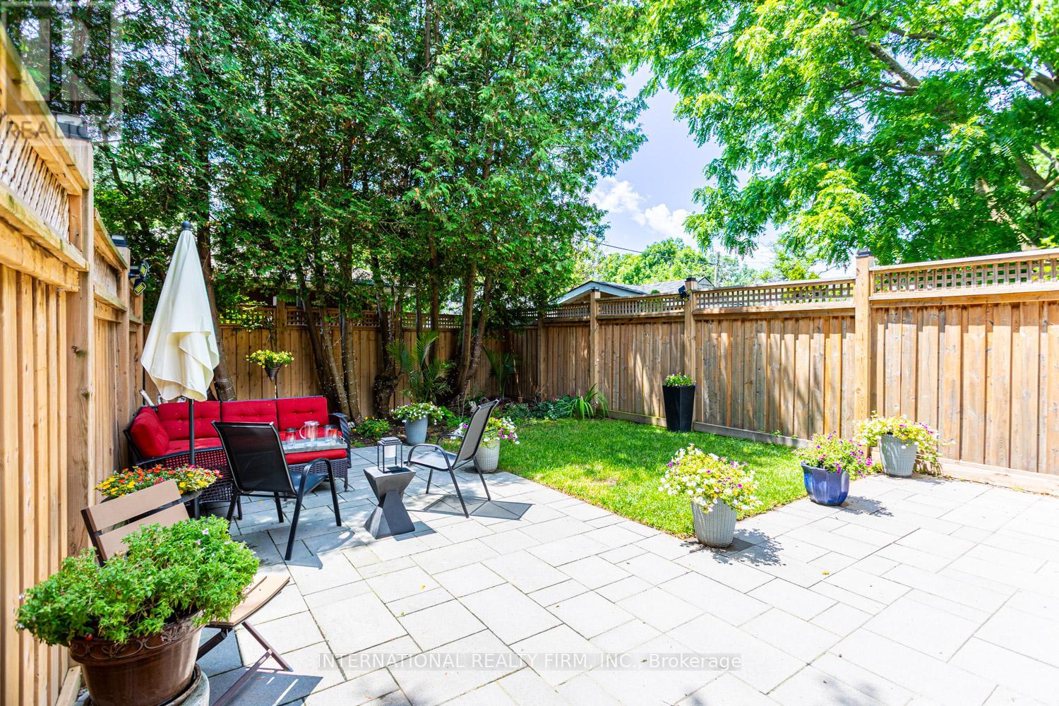 36b Pine Avenue, Mississauga, Ontario  L5H 2P8 - Photo 50 - W12933432