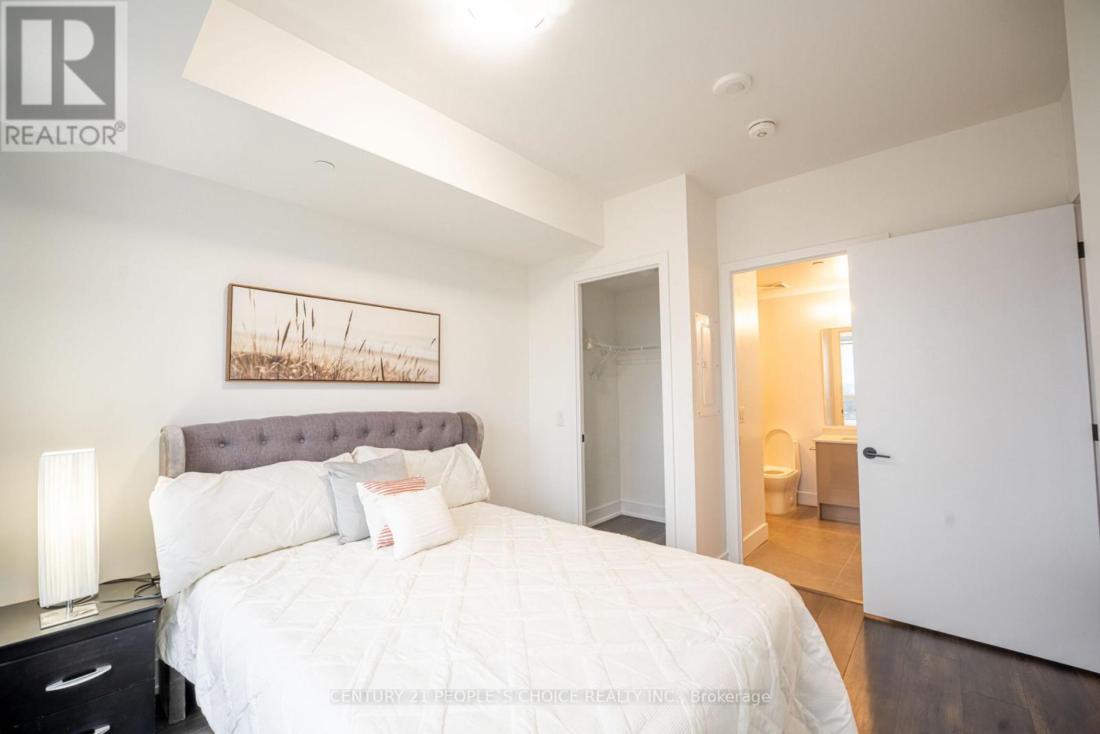 723 - 2450 Old Bronte Road W, Oakville, Ontario  L6M 5P6 - Photo 12 - W12933440