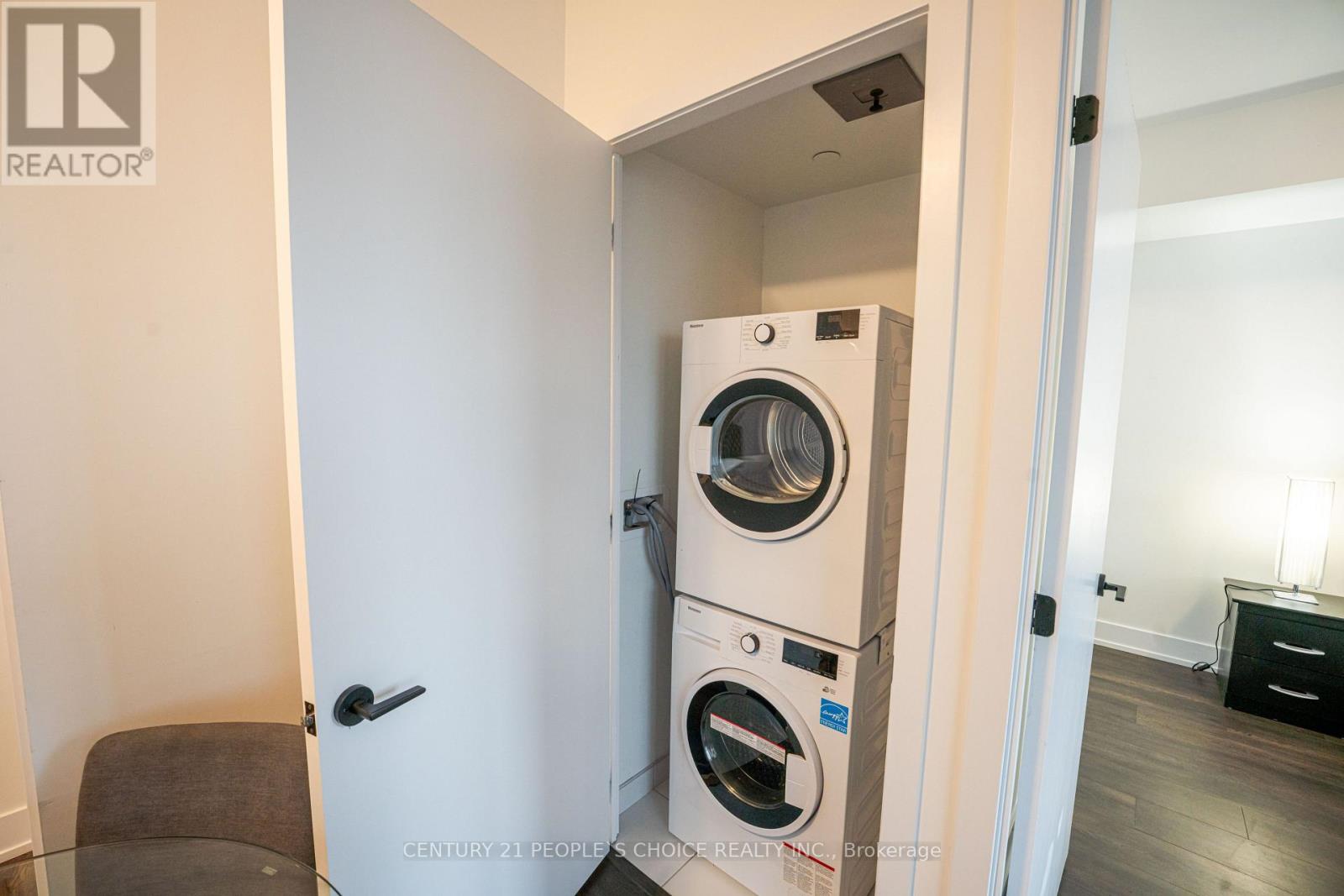 723 - 2450 Old Bronte Road W, Oakville, Ontario  L6M 5P6 - Photo 19 - W12933440