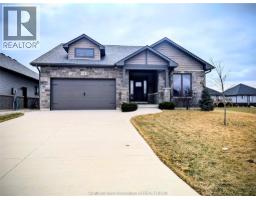 15 SIENNA COURT, Chatham, Ontario