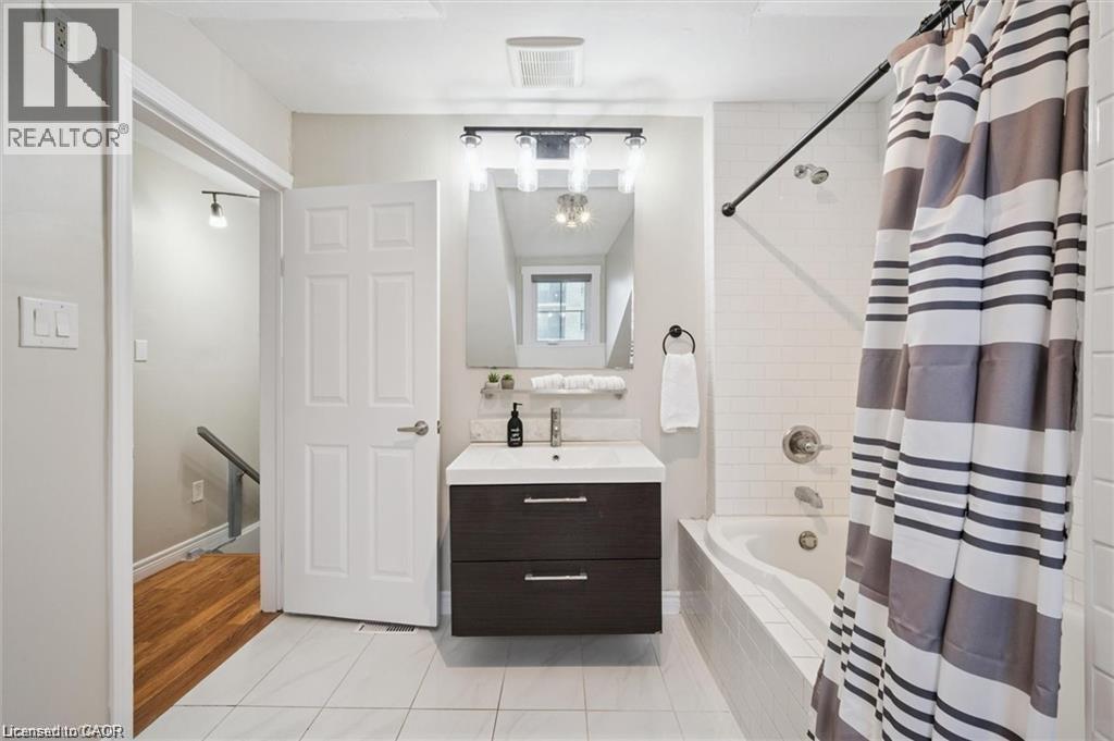 16 -18 St Andrews Street, Cambridge, Ontario  N1S 1M4 - Photo 17 - 40798047