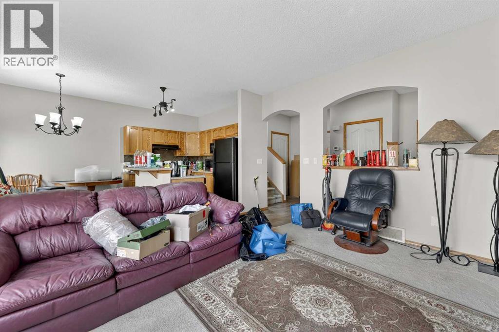 744 Luxstone Landing SW, Airdrie, Alberta  T4B 3L1 - Photo 8 - A2294923