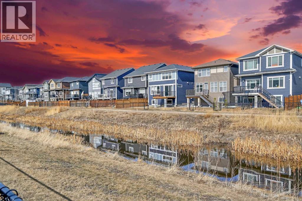 744 Luxstone Landing SW, Airdrie, Alberta  T4B 3L1 - Photo 28 - A2294923