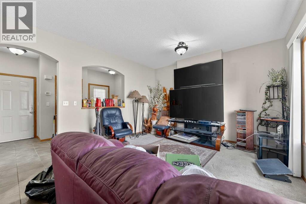 744 Luxstone Landing SW, Airdrie, Alberta  T4B 3L1 - Photo 7 - A2294923