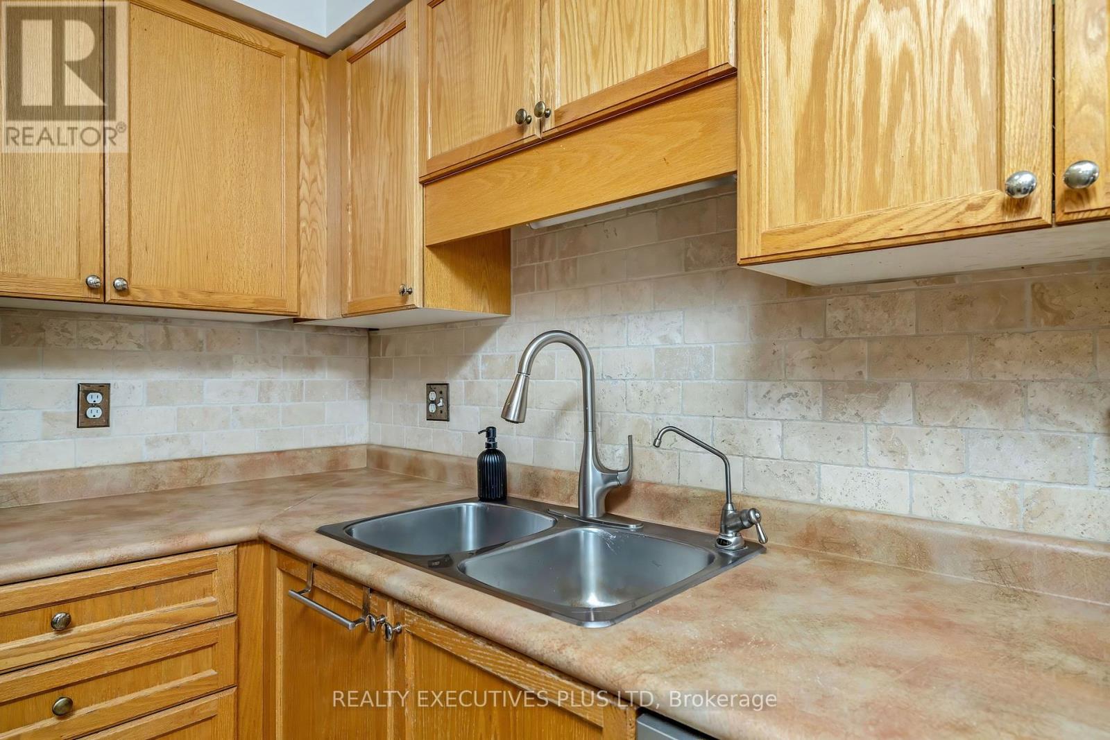 70 - 30 Imperial Road S, Guelph, Ontario  N1K 1Y2 - Photo 8 - X12933446