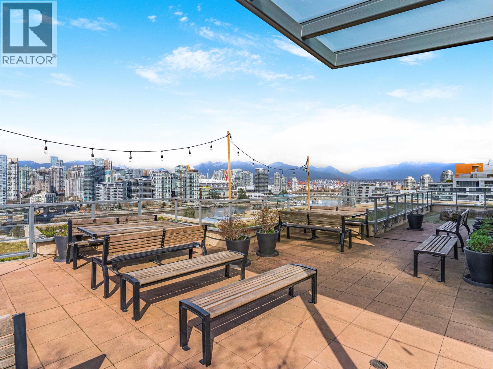 Listing Picture 27 of 38 : 296 W 1ST AVENUE, Vancouver / 溫哥華 - 魯藝地產 Yvonne Lu Group - MLS Medallion Club Member