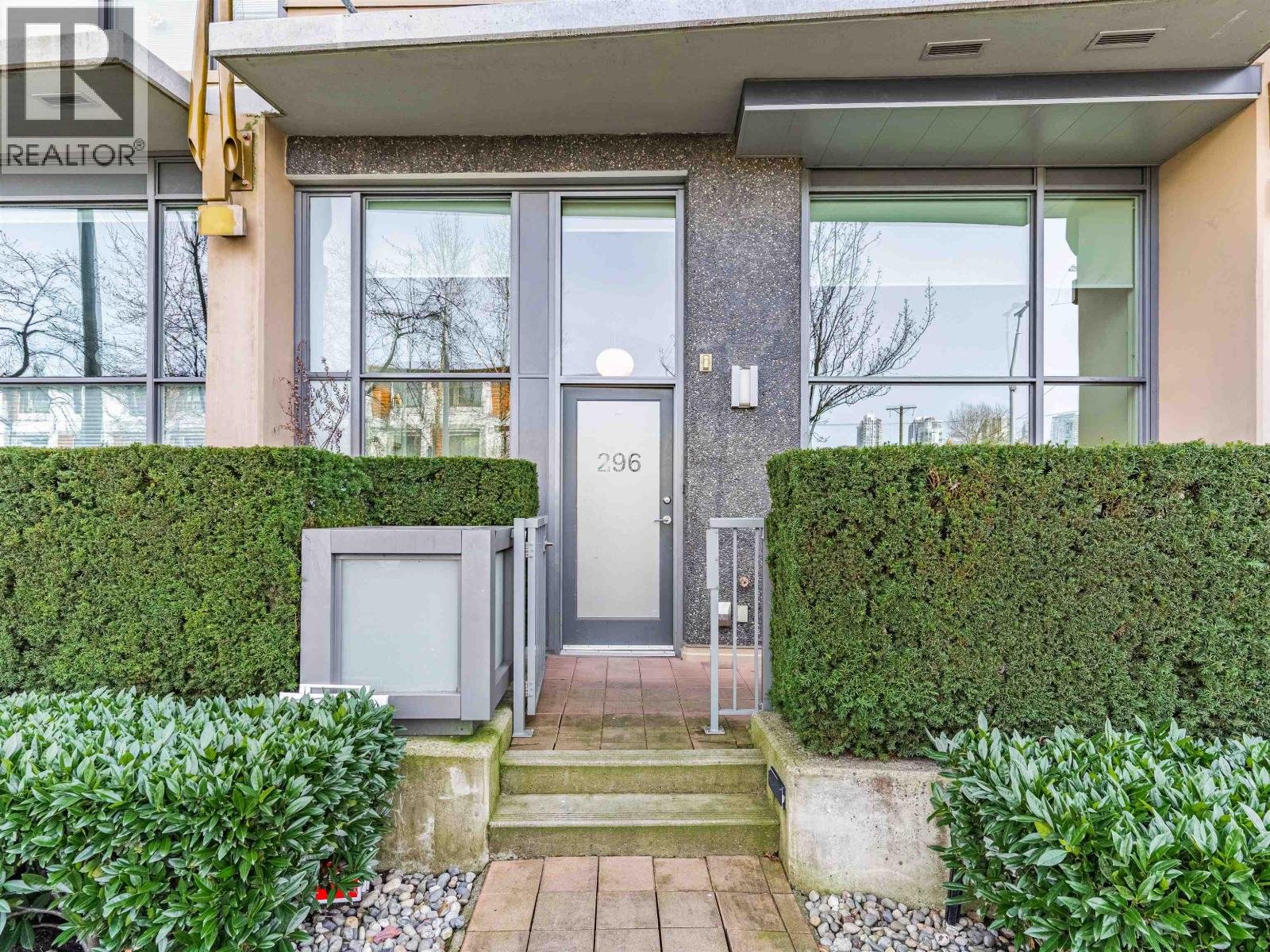 Listing Picture 30 of 38 : 296 W 1ST AVENUE, Vancouver / 溫哥華 - 魯藝地產 Yvonne Lu Group - MLS Medallion Club Member