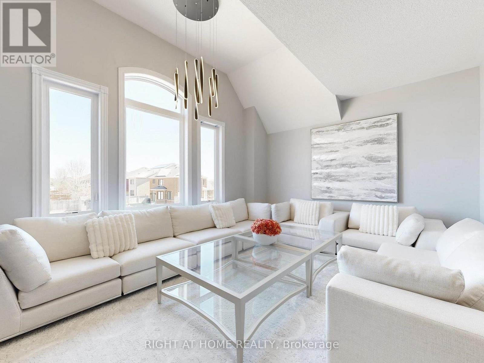 116 Summerlyn Trail, Bradford West Gwillimbury, Ontario  L3Z 0E3 - Photo 22 - N12933436