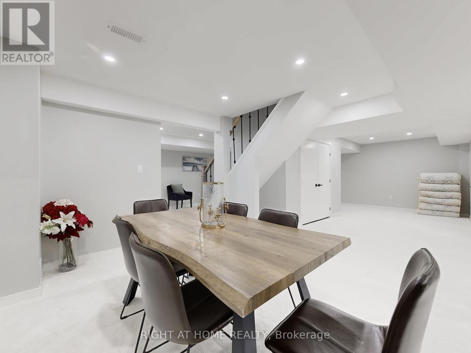 116 Summerlyn Trail, Bradford West Gwillimbury, Ontario  L3Z 0E3 - Photo 38 - N12933436