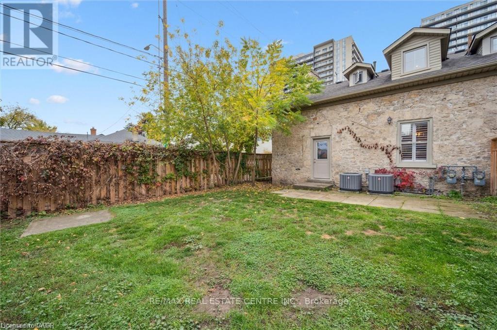 16-18 St Andrews Street, Cambridge, Ontario  N1S 1M4 - Photo 21 - X12703088