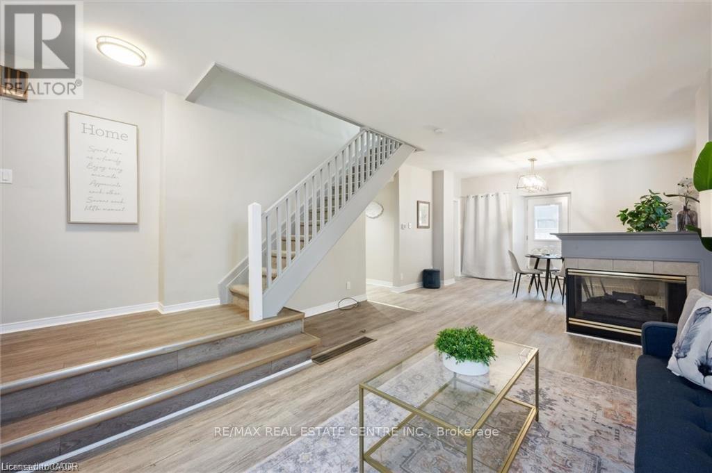 16-18 St Andrews Street, Cambridge, Ontario  N1S 1M4 - Photo 7 - X12703088