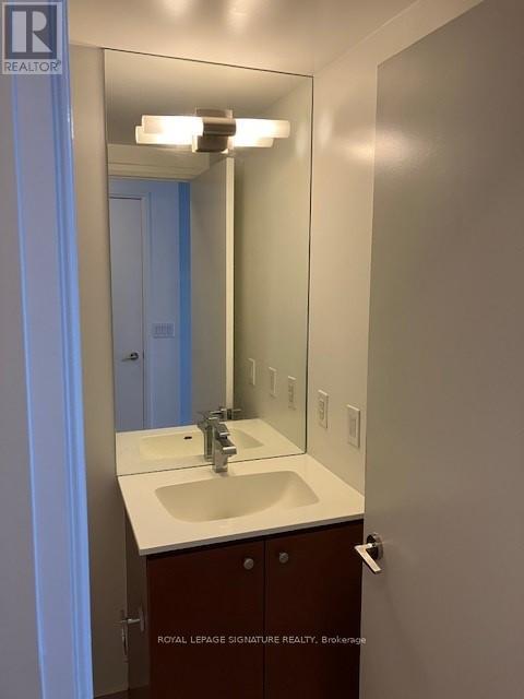 518 - 25 Cole Street, Toronto, Ontario  M5A 4M3 - Photo 5 - C12933458