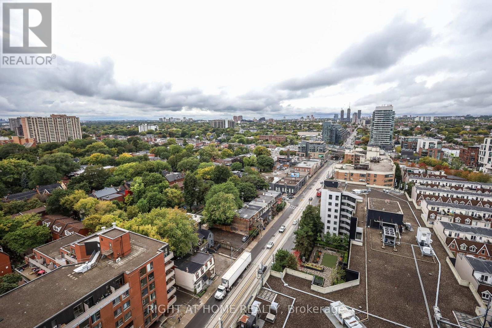 1508 - 285 Dufferin Street, Toronto, Ontario  M6K 1E6 - Photo 18 - W12933462