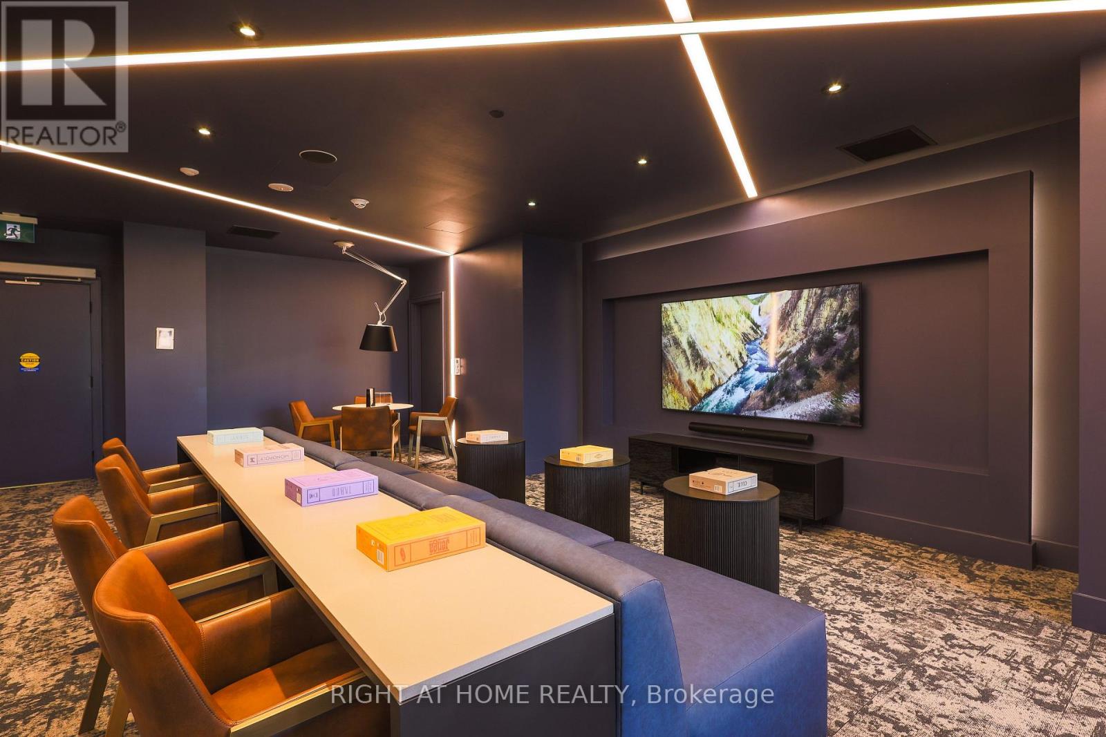 1508 - 285 Dufferin Street, Toronto, Ontario  M6K 1E6 - Photo 19 - W12933462