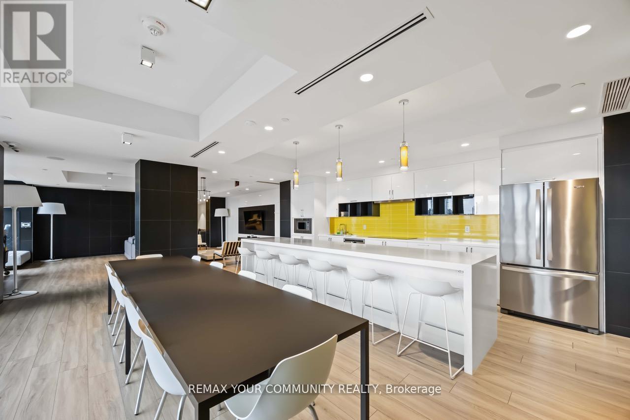 608 - 158 Front Street, Toronto, Ontario  M5A 0K9 - Photo 12 - C12933442