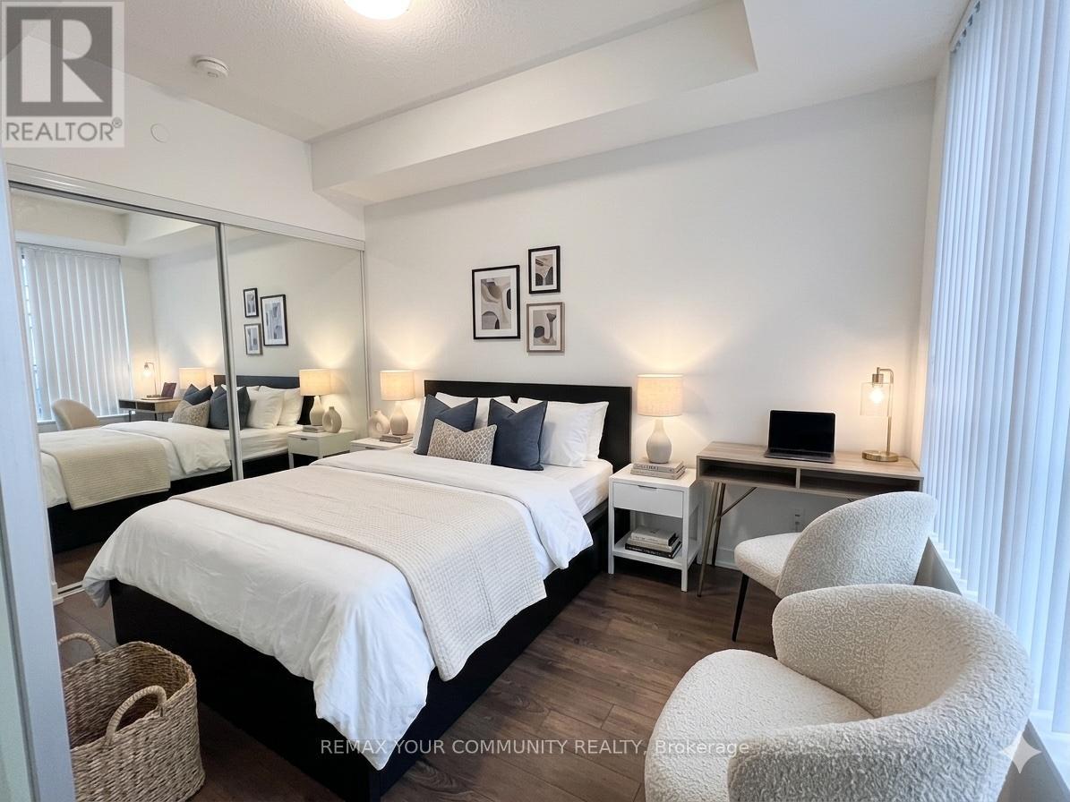 608 - 158 Front Street, Toronto, Ontario  M5A 0K9 - Photo 4 - C12933442