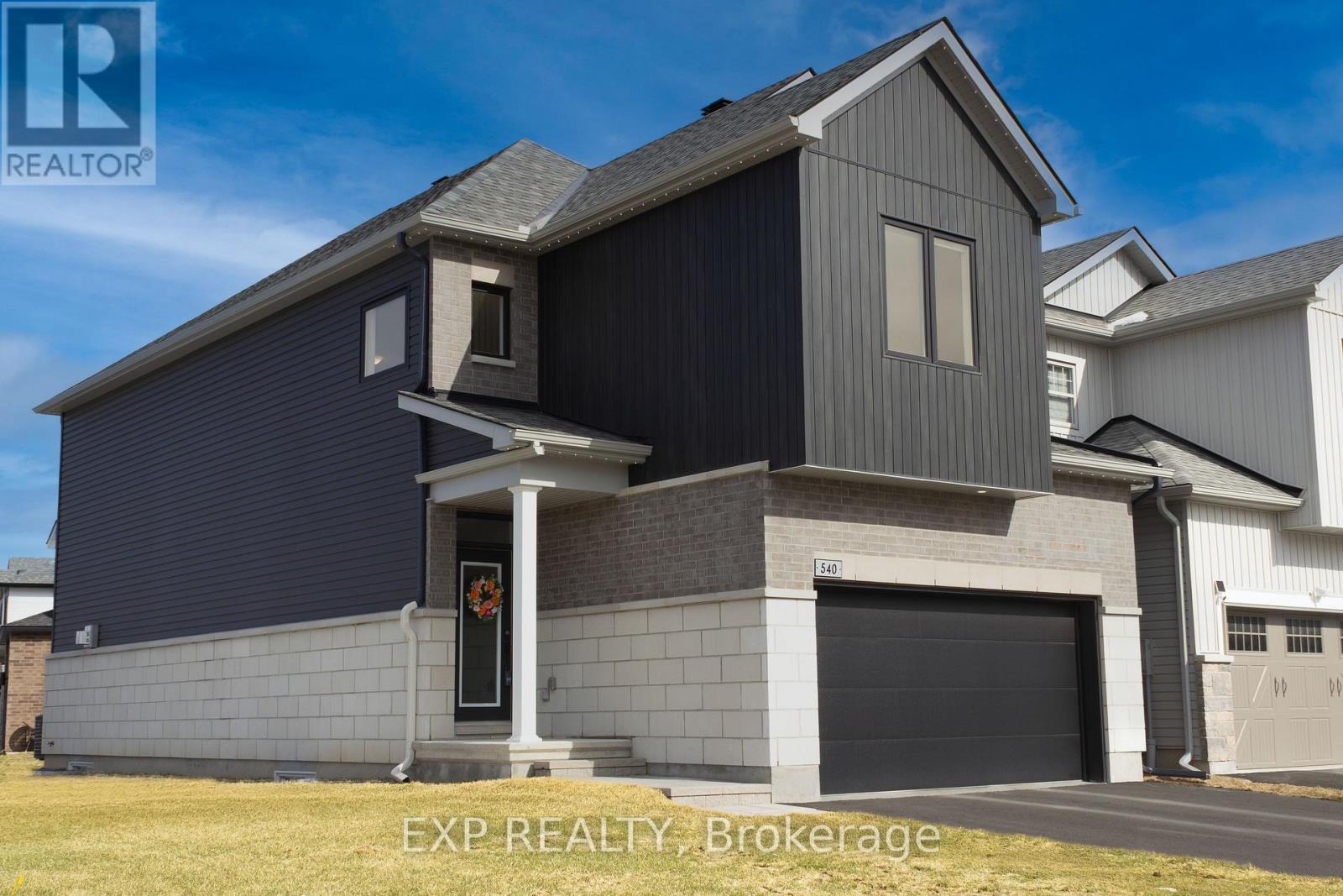 540 MONTJAY ROAD, Ottawa, Ontario