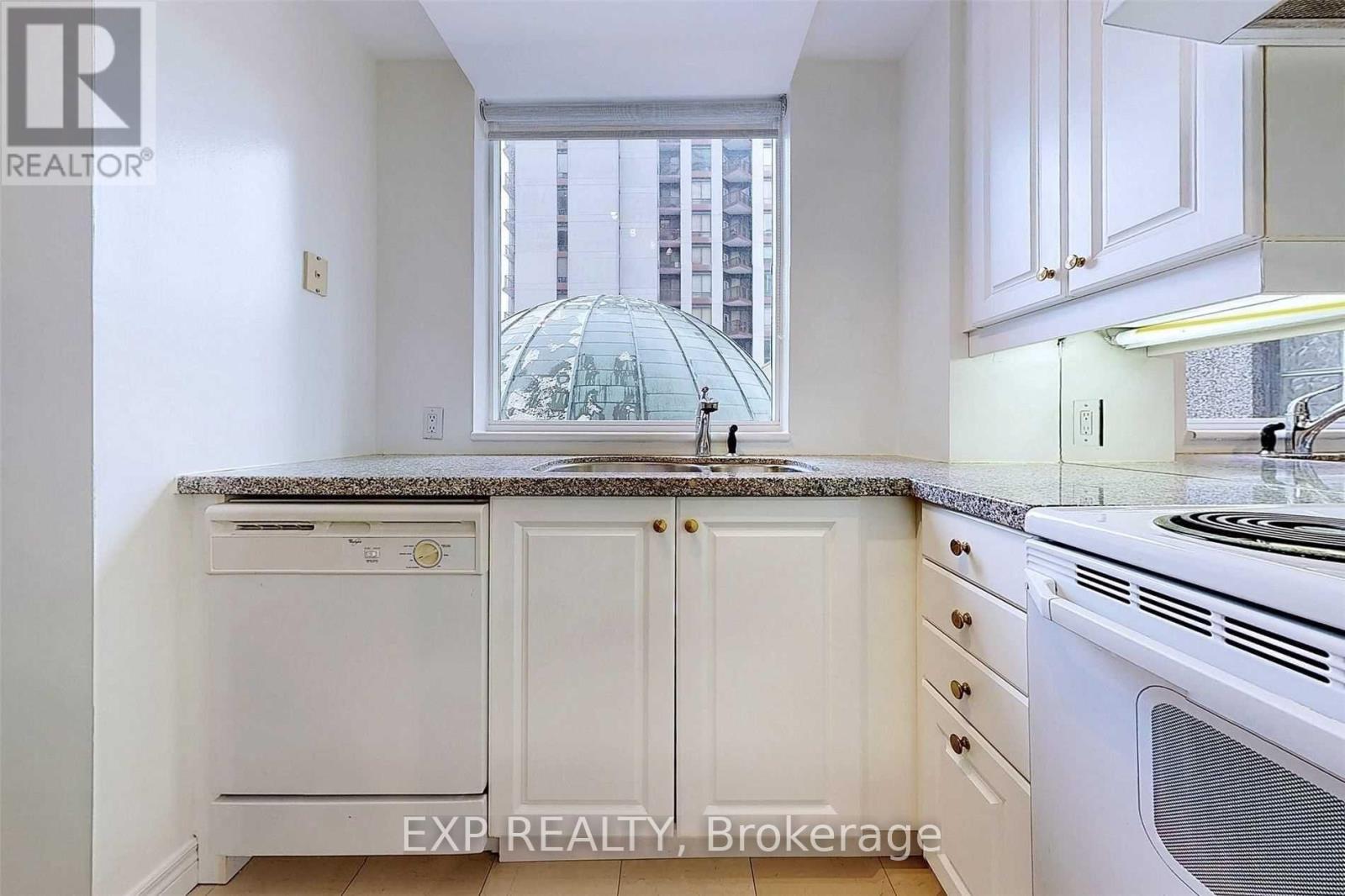 807 - 55 Bloor Street E, Toronto, Ontario  M4W 3W6 - Photo 13 - C12932846