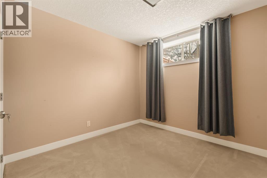 7 Westpoint Place Sw, Calgary, Alberta  T3H 5W5 - Photo 37 - A2296836