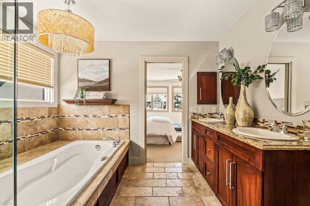 7 Westpoint Place Sw, Calgary, Alberta  T3H 5W5 - Photo 27 - A2296836