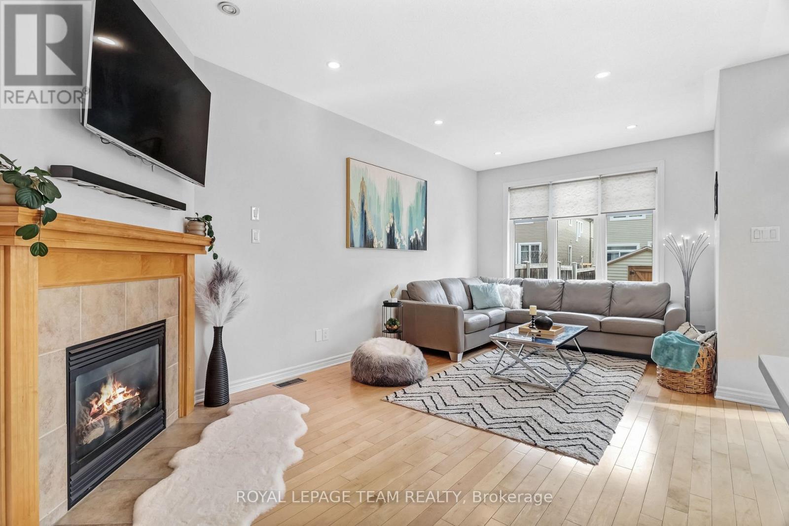 4271 Kelly Farm Drive, Ottawa, Ontario  K1T 0A6 - Photo 10 - X12933482