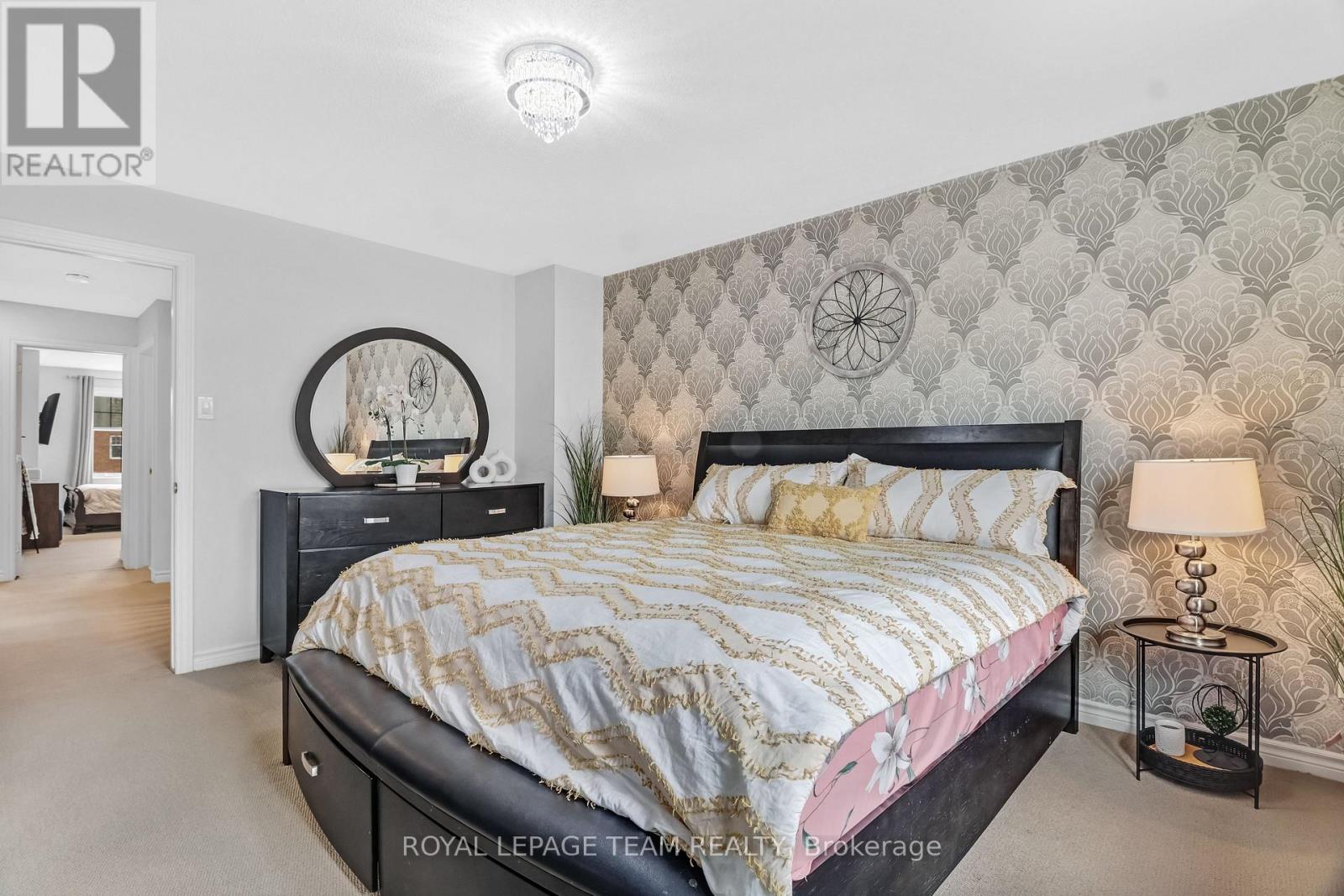 4271 Kelly Farm Drive, Ottawa, Ontario  K1T 0A6 - Photo 16 - X12933482