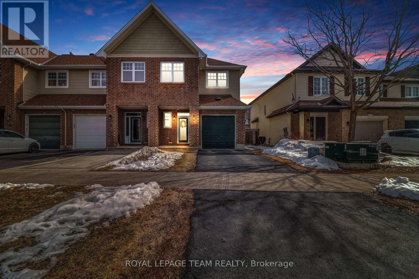 4271 Kelly Farm Drive, Ottawa, Ontario  K1T 0A6 - Photo 2 - X12933482