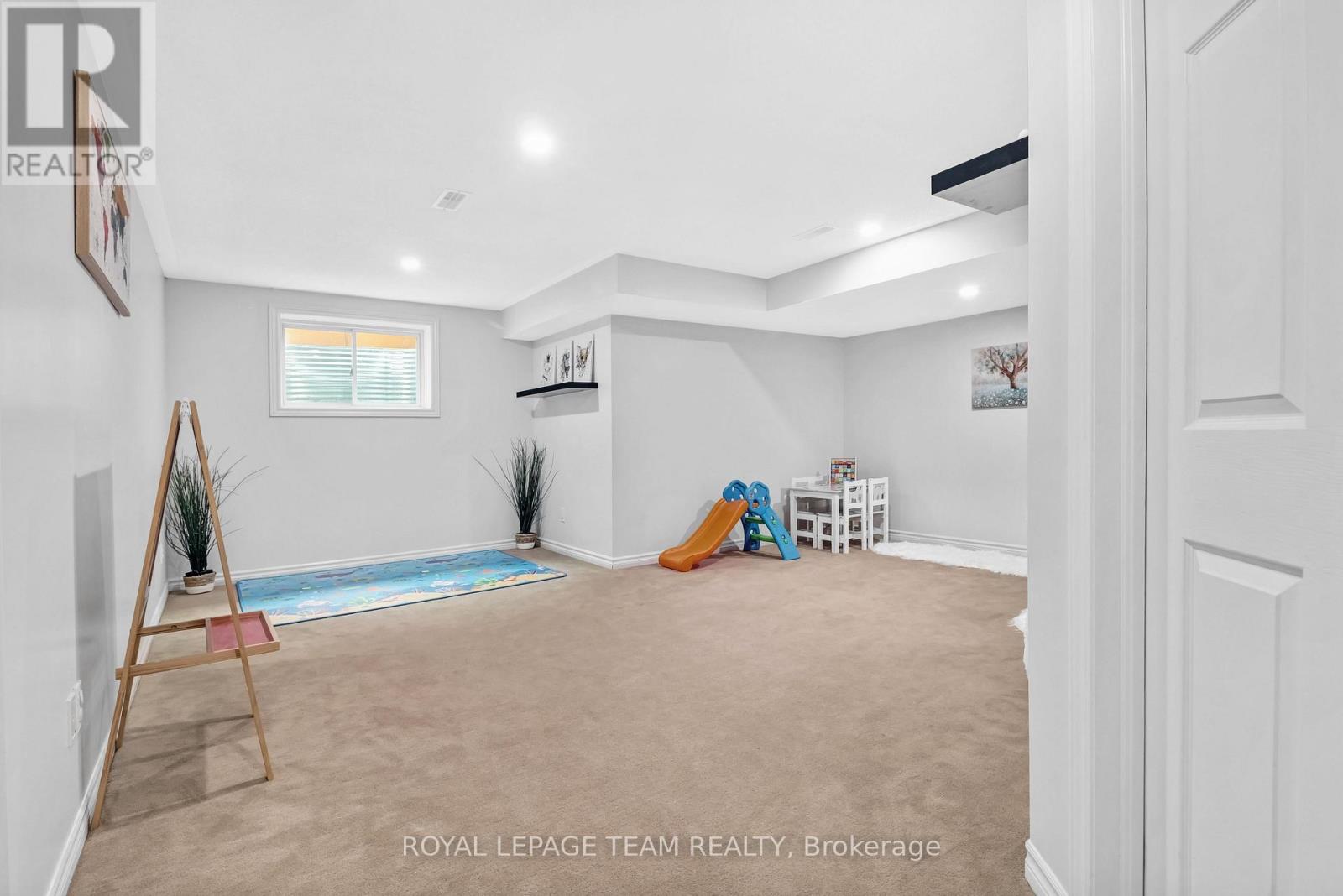 4271 Kelly Farm Drive, Ottawa, Ontario  K1T 0A6 - Photo 24 - X12933482