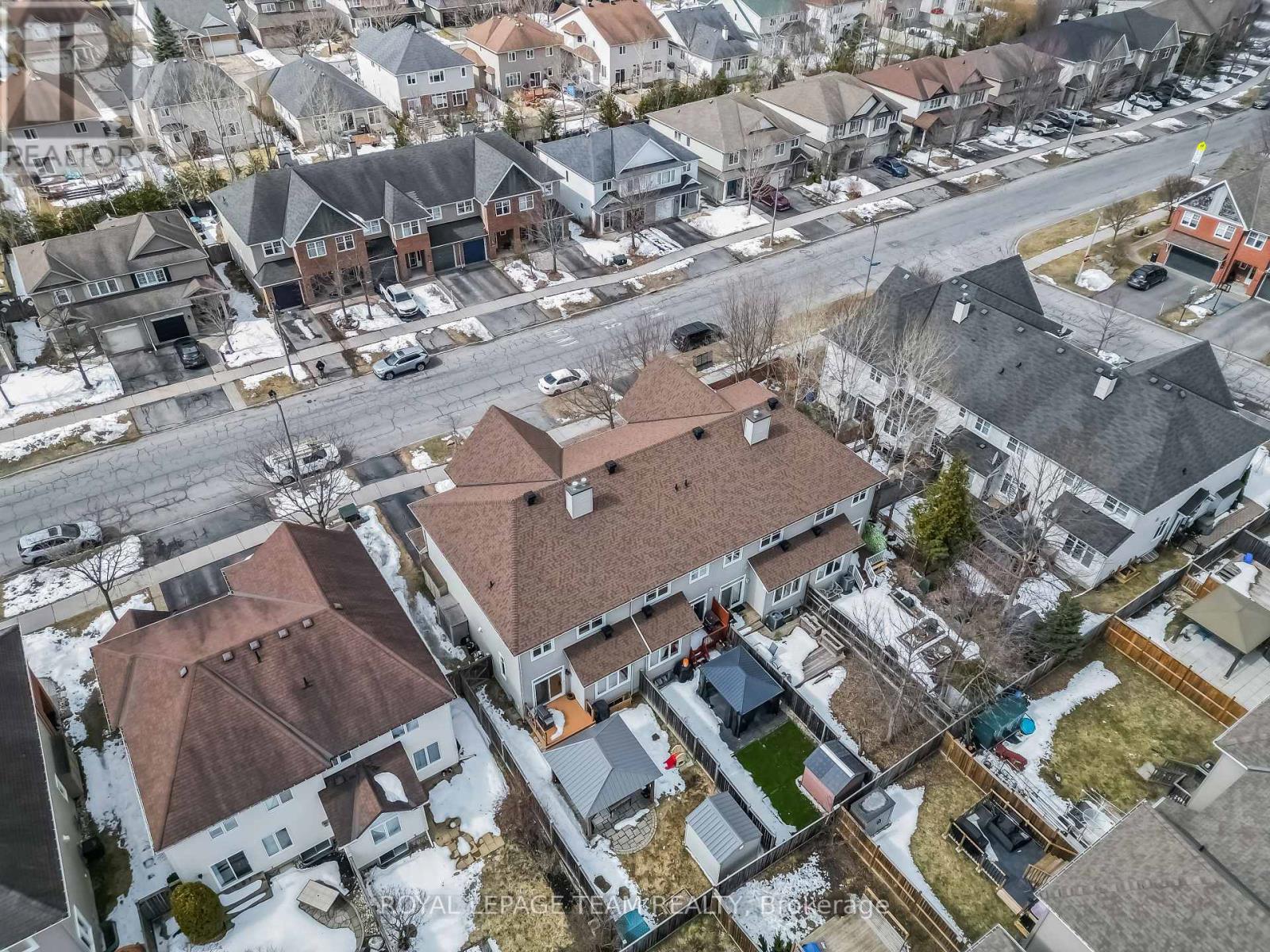 4271 Kelly Farm Drive, Ottawa, Ontario  K1T 0A6 - Photo 26 - X12933482