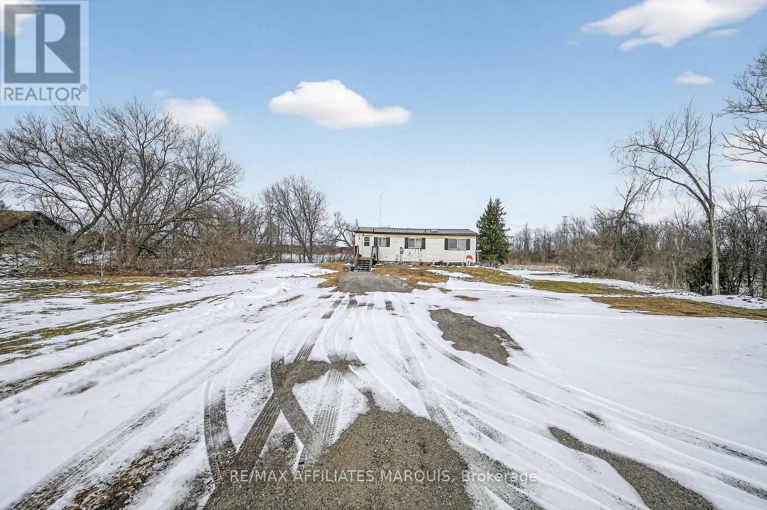 1112 County Road 16 Road, Merrickville-Wolford, Ontario  K0G 1G0 - Photo 7 - X12933492