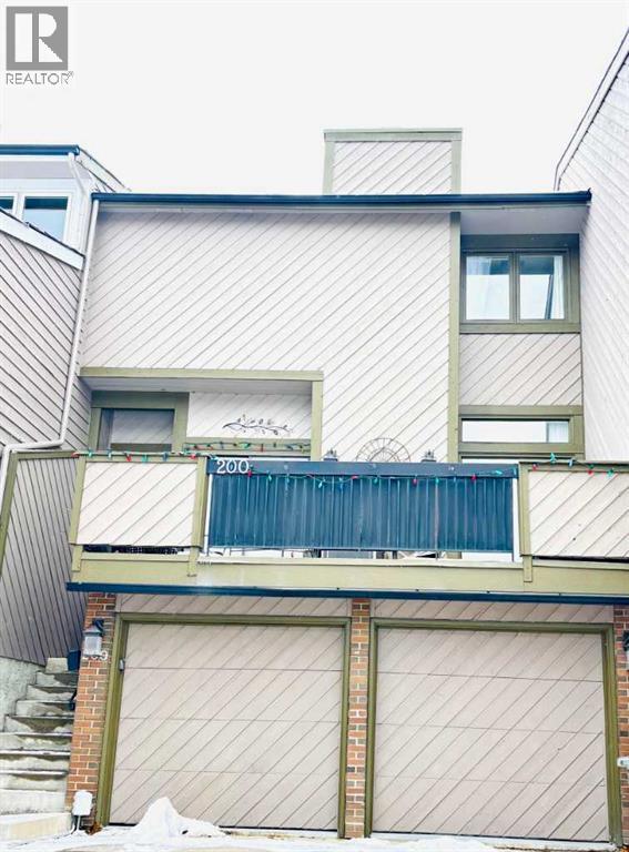 200 Edgemont Estates Drive Nw, Calgary, Alberta  t3a 2m3 - Photo 2 - A2297117