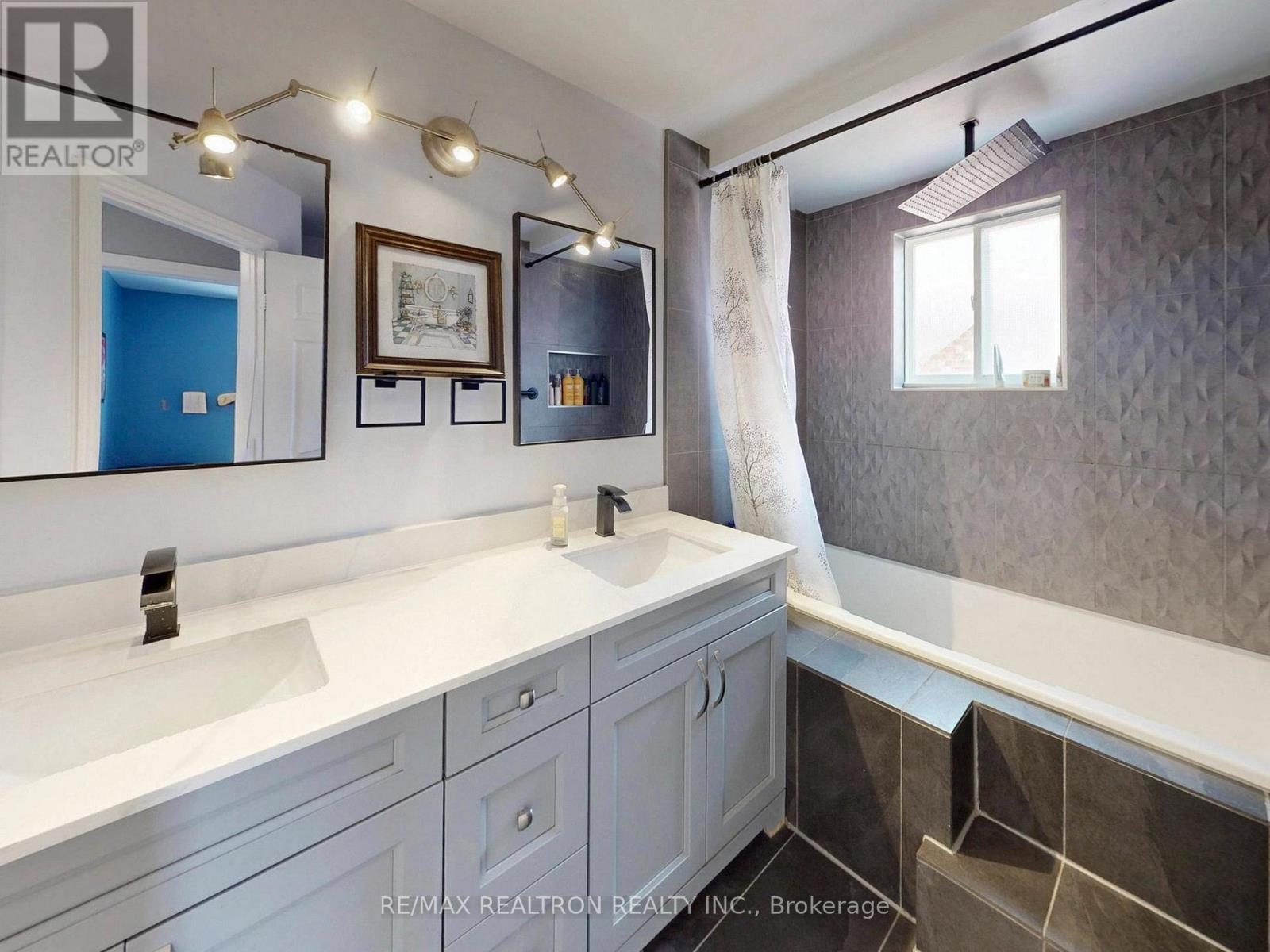 2264 Jack Crescent, Innisfil, Ontario  L9S 2C8 - Photo 25 - N12922492