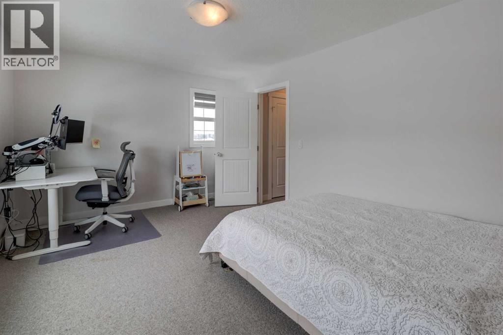 546 Sherwood Boulevard NW, Calgary, Alberta  T3R 0R7 - Photo 26 - A2295395