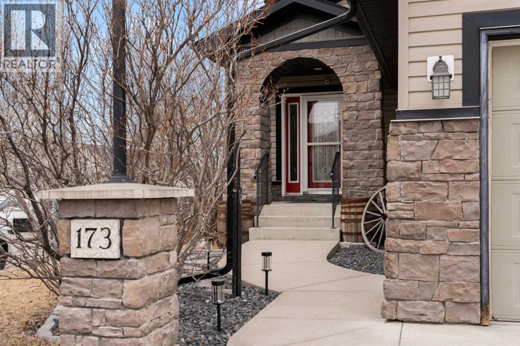 173 Cimarron Park Circle, Okotoks, Alberta  T1S 2H5 - Photo 3 - A2295668