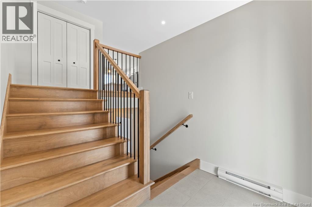 275 Maccoun Street, Moncton, New Brunswick  E1K 0A1 - Photo 3 - NB123012