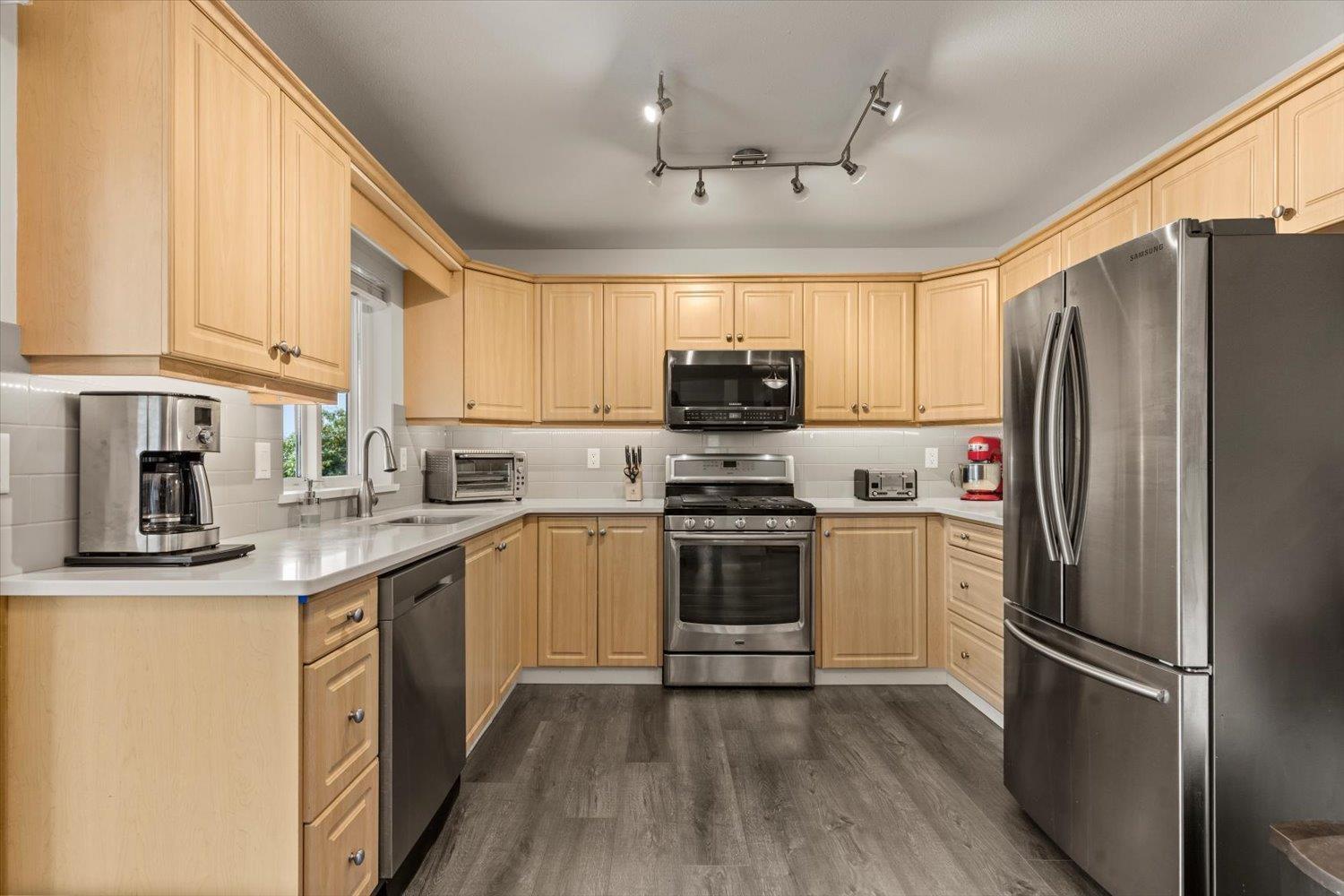 5800 Jinkerson Road, Promontory, Chilliwack, British Columbia  V2R 0C8 - Photo 8 - R3103484