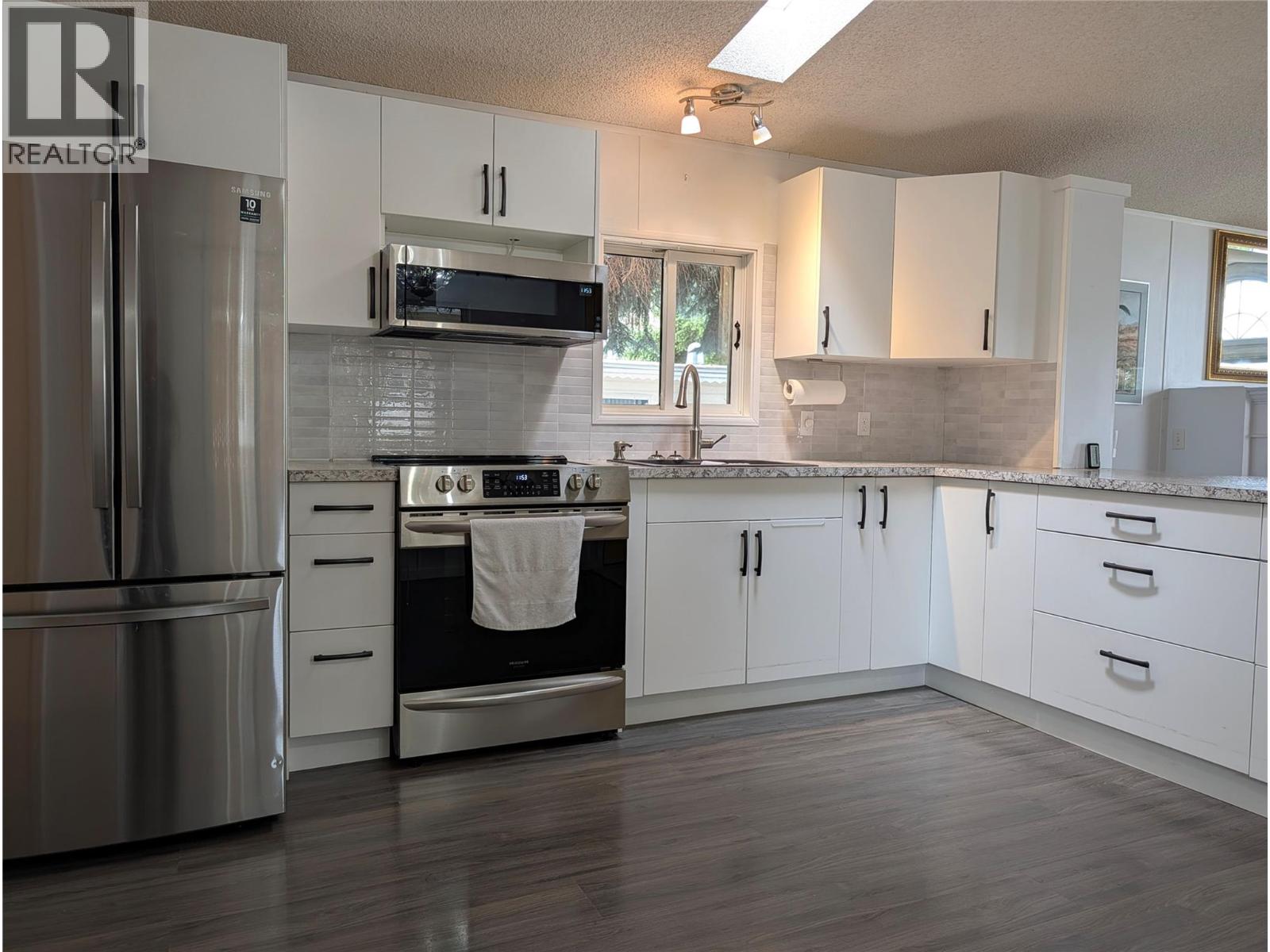 3535 Casorso Road Unit# 27, Kelowna, British Columbia  V1W 3E1 - Photo 11 - 10380213